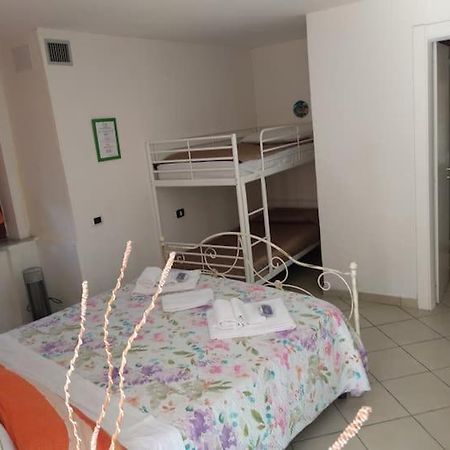 Affittacamere Fonseca Napoli Exterior foto